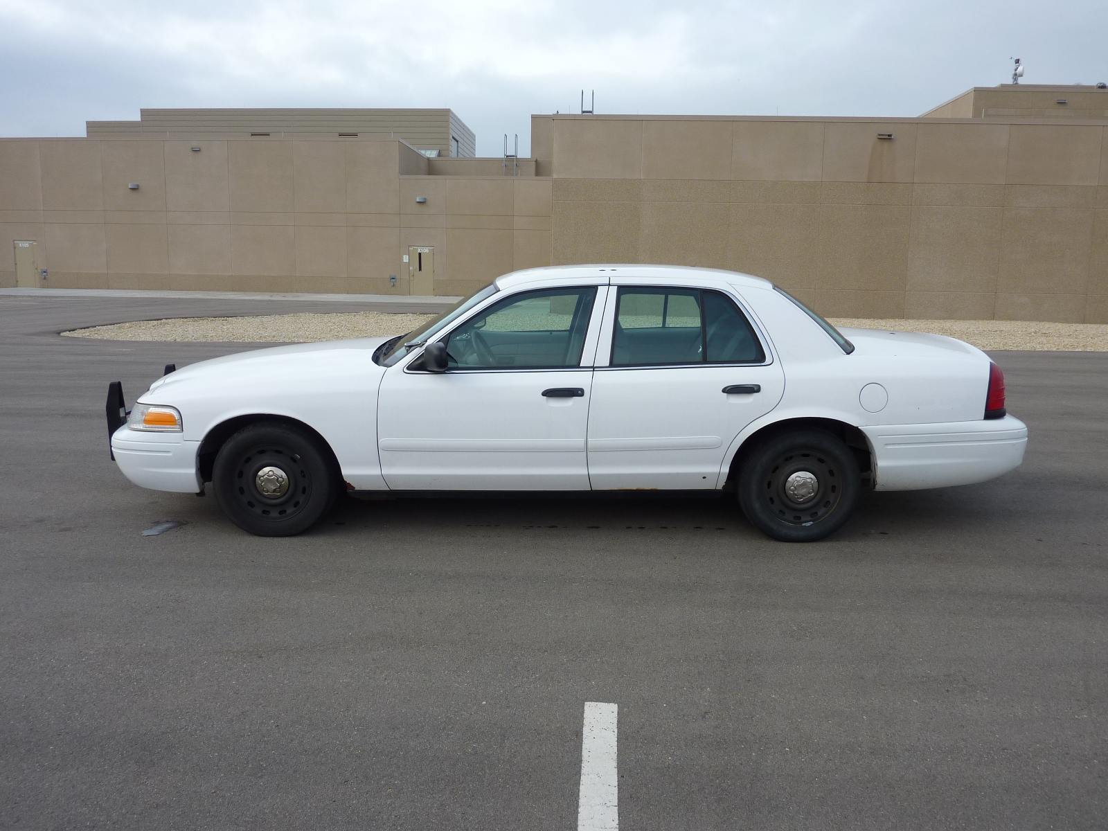 Ford Crown Victoria